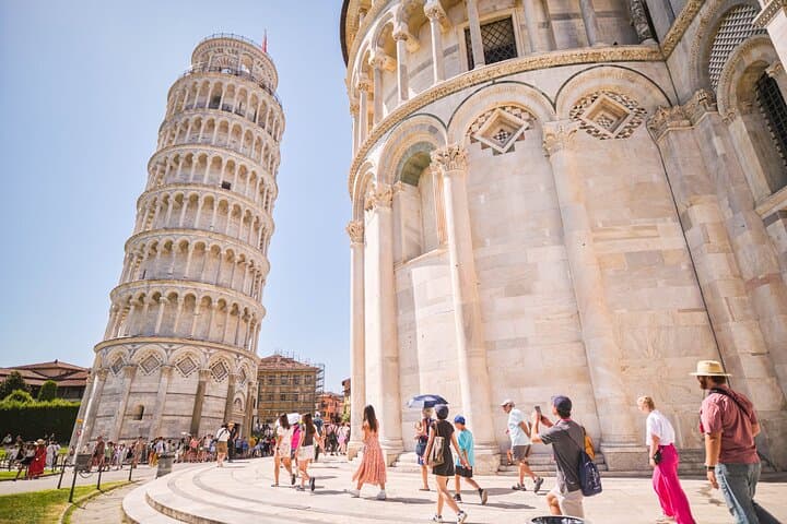 Half-Day Excursion to Pisa and the Leaning Tower from Florence