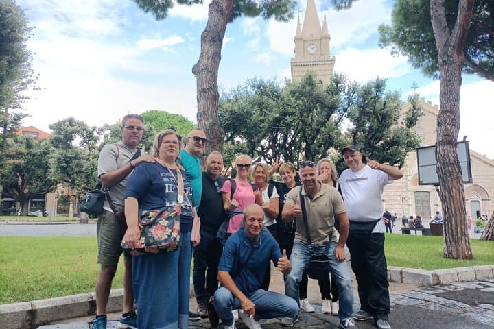 Tour from Messina, Taormina and savoca test cannoli and granita