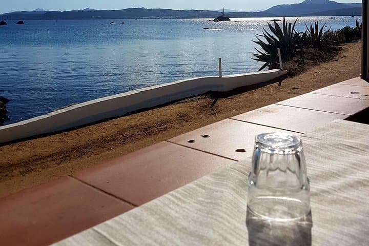 Lunch Stop Restaurant Beach View