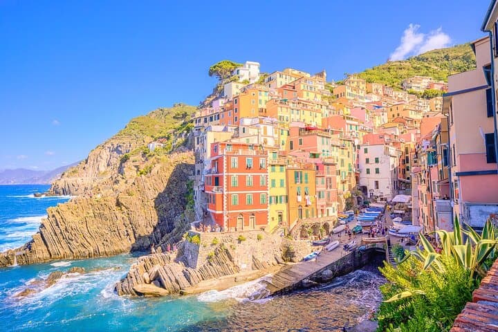 Full-Day Small-Group Cinque Terre Tour from Florence