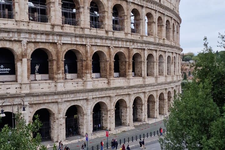 Rome Highlights: Panoramic Driving & Walking Tour