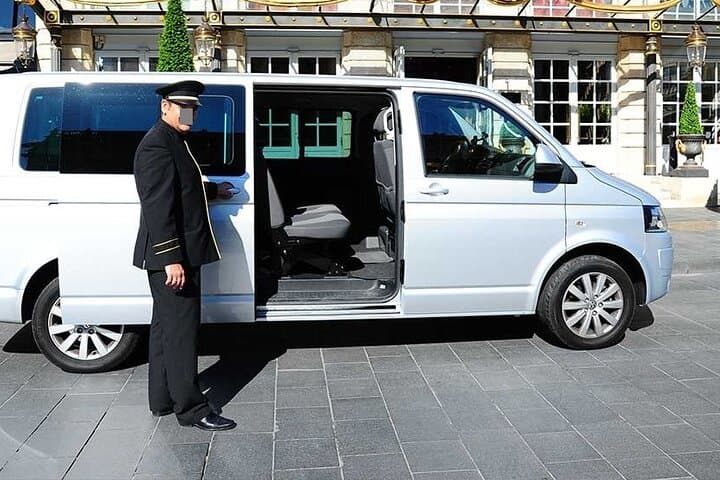 Private Transfer from Venice City or Port to Venice Airport (VCE)