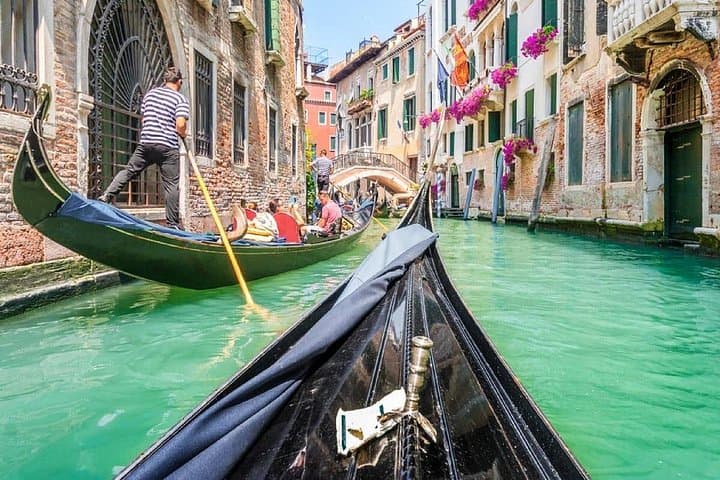 Venice: Enchanting City Walk & Majestic Gondola Glide + Ebook