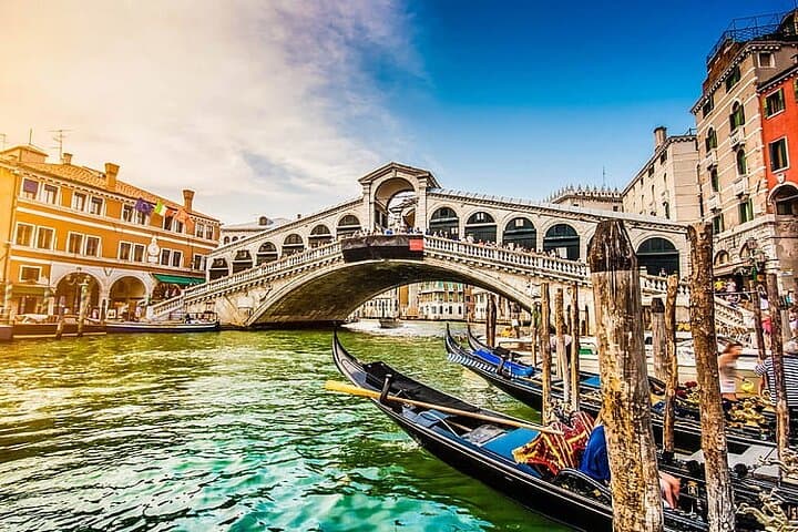 Venice: Enchanting City Walk & Majestic Gondola Glide + Ebook