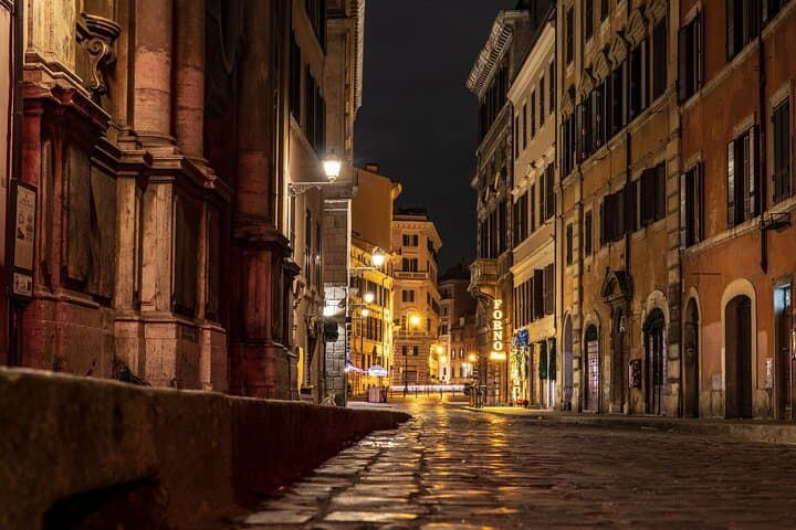 Secrets of Rome - The dark side Small Group Walking Tour