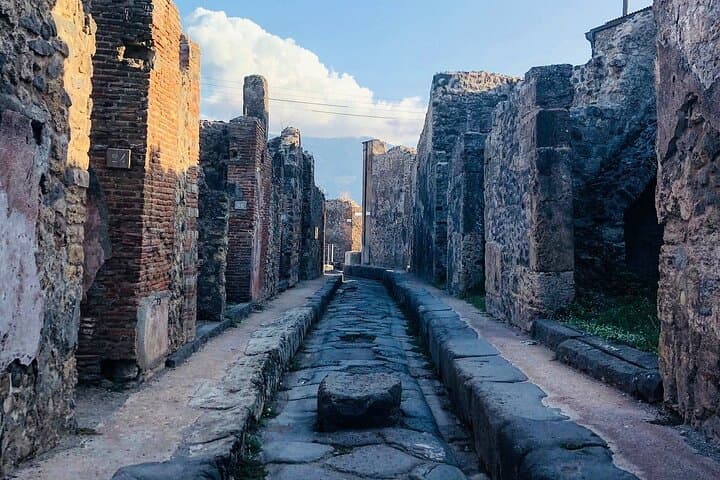 Private 2-hour tour of Pompeii Ruins