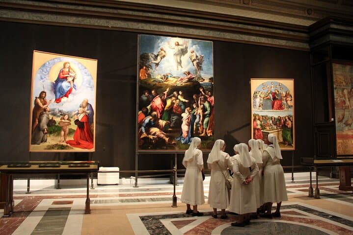 Vatican Museums, Sistine Chapel and St. Peter's Basilica Tour