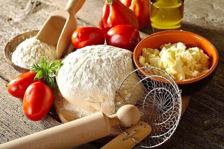 Pizza and Gelato Cooking Class in Milan - Small Group Only