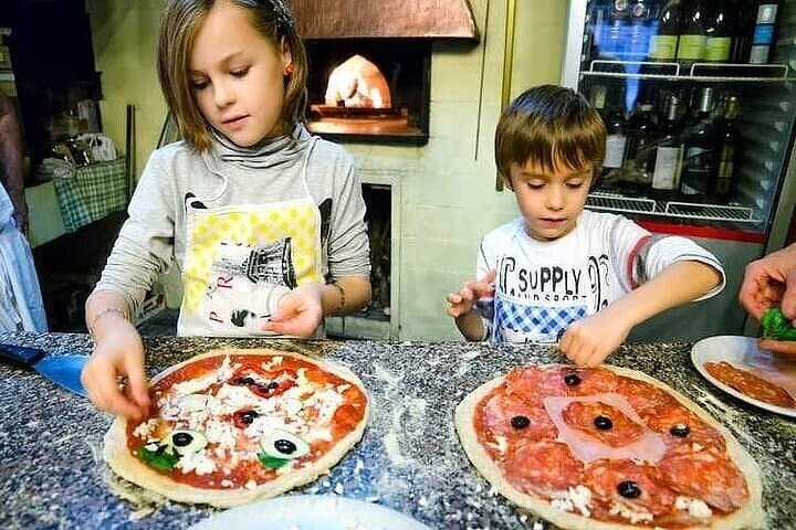 Pizza and Gelato Cooking Class in Milan - Small Group Only