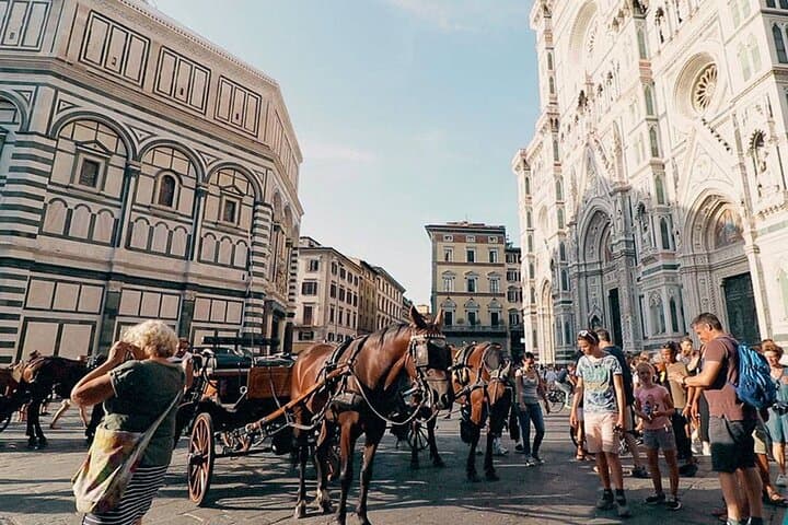 Discover Florence Gems: Walking Tour + Ebook