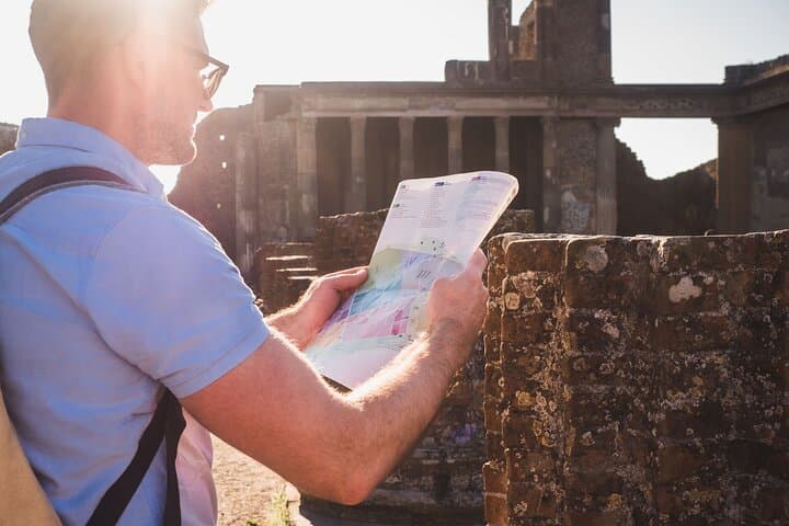 Guided Tour of Pompeii with Optional Tasting Experience onsite