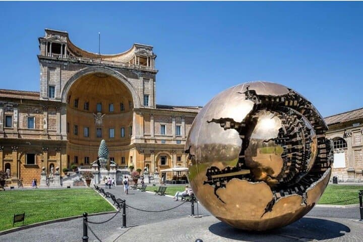 Pigna Courtyard