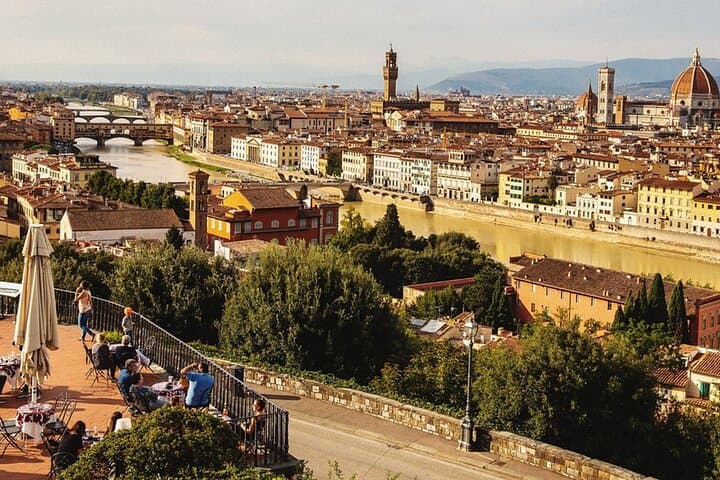 Discover Florence Gems: Walking Tour + Ebook