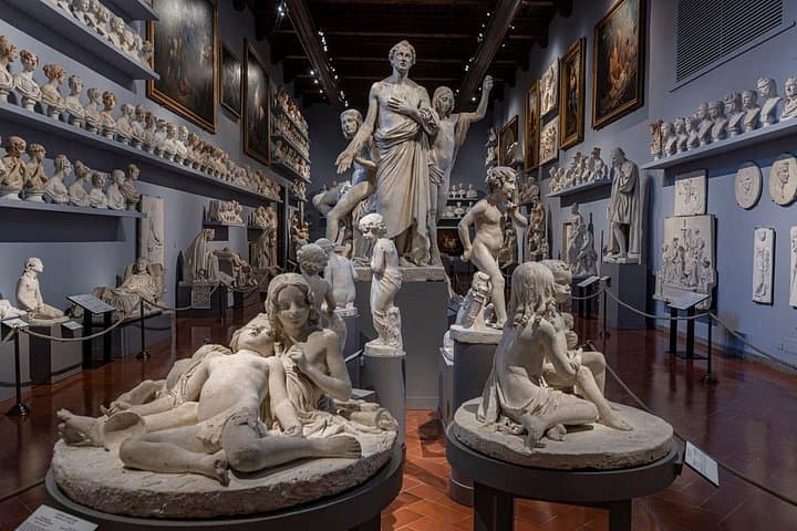 Guided Gallery Art Tour in Accademia of Florence + Ebook