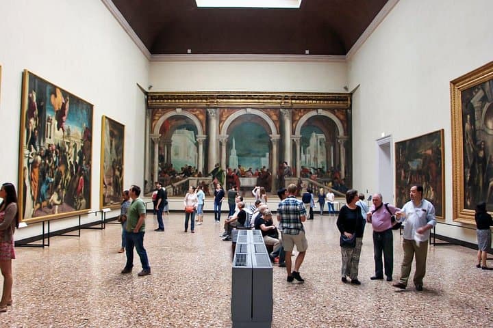 Guided Gallery Art Tour in Accademia of Florence + Ebook
