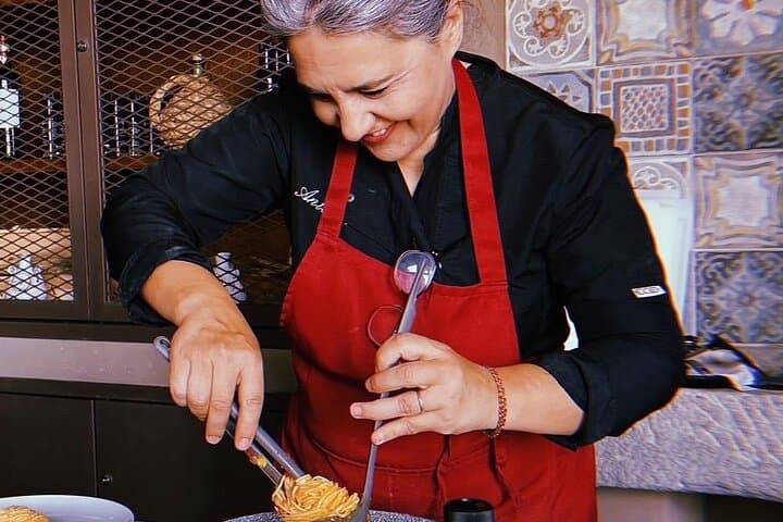 Cooking class in your holiday rental