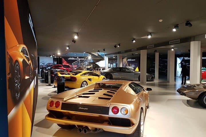 From Bologna: Small Group Motor valley Experience with lunch