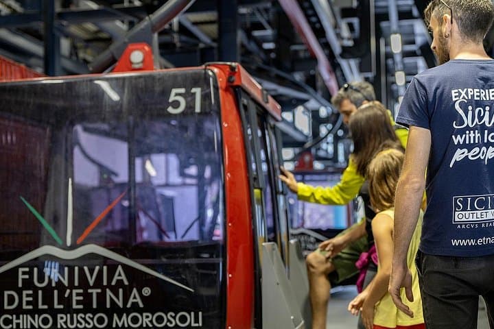 Mt. Etna Trek: Explore the Highest Permitted Peaks – Tickets Inc.
