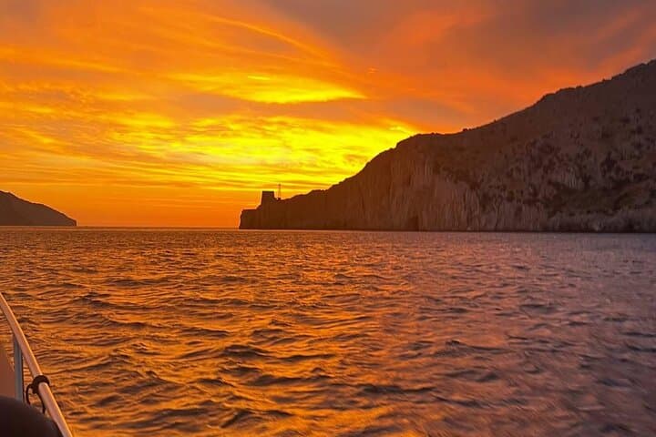 Sunset at Faraglioni rocks - unforgettable overnight stay – Capri