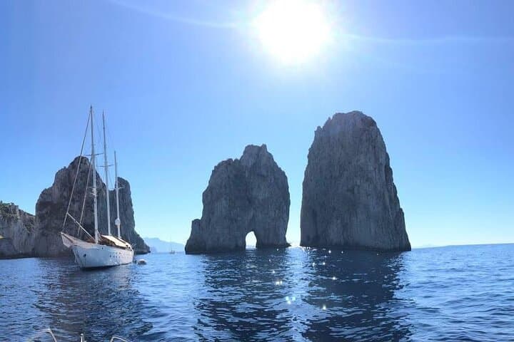Sunset at Faraglioni rocks - unforgettable overnight stay – Capri