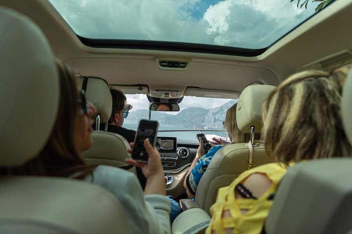 Limousine transfer to Sorrento from Rome