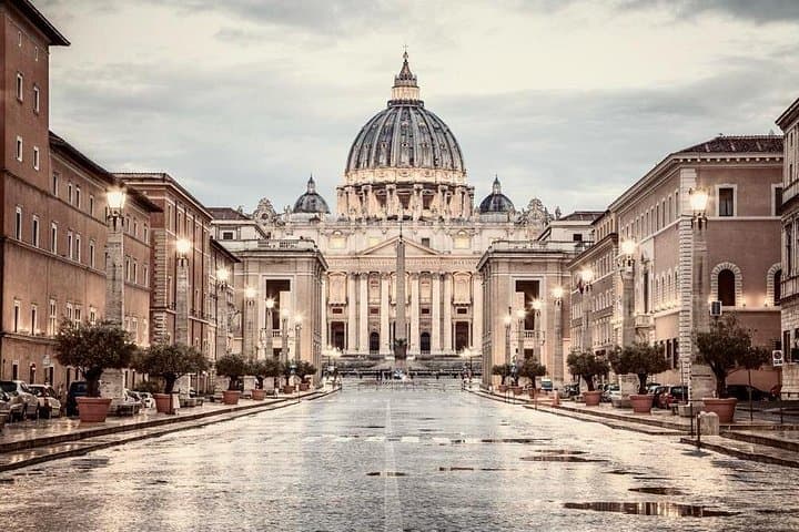 Vatican Museums & St. Peter's Basilica guided tour