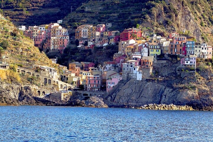 Cinque Terre Day Tour by Train from La Spezia