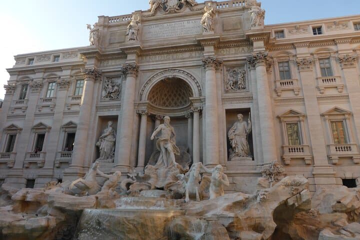 Rome Trevi fountain