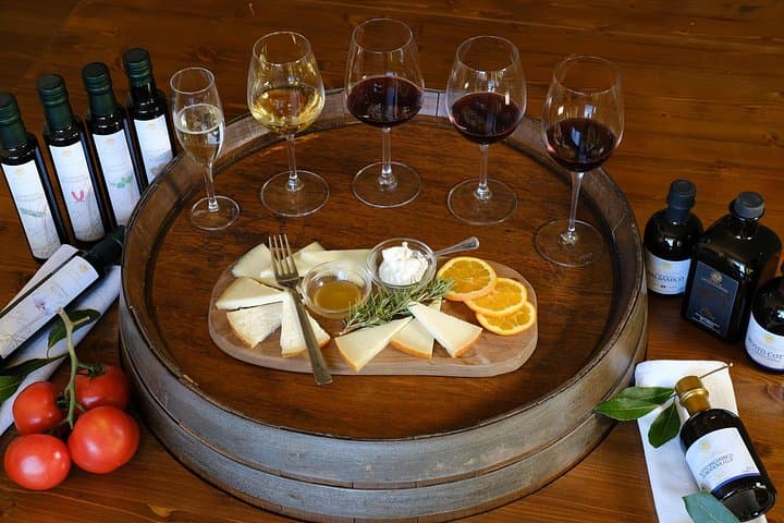 Private Wine, Evo oil & Cheese Tasting