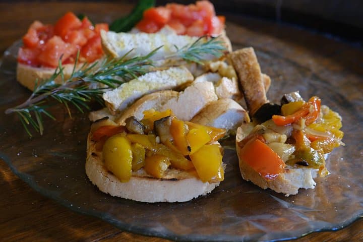 Private wine & Evo Oils Tasting with Vegetarian Meal