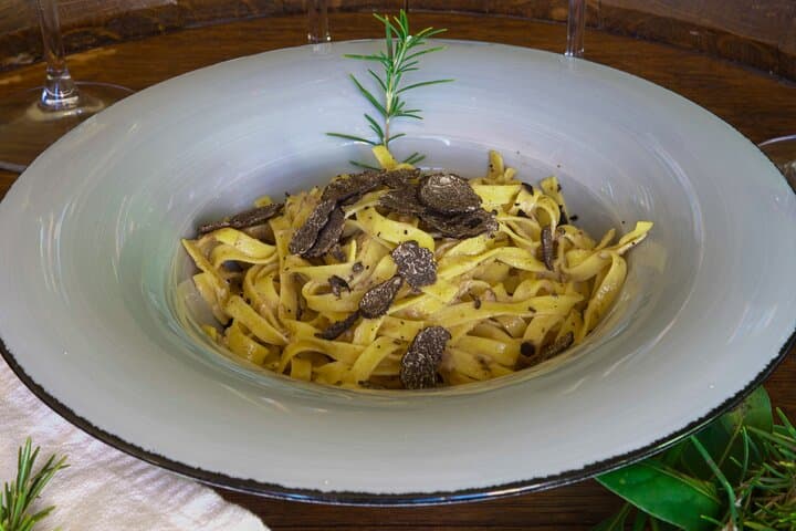 Private Wine & Evo oil tasting with Truffle Meal