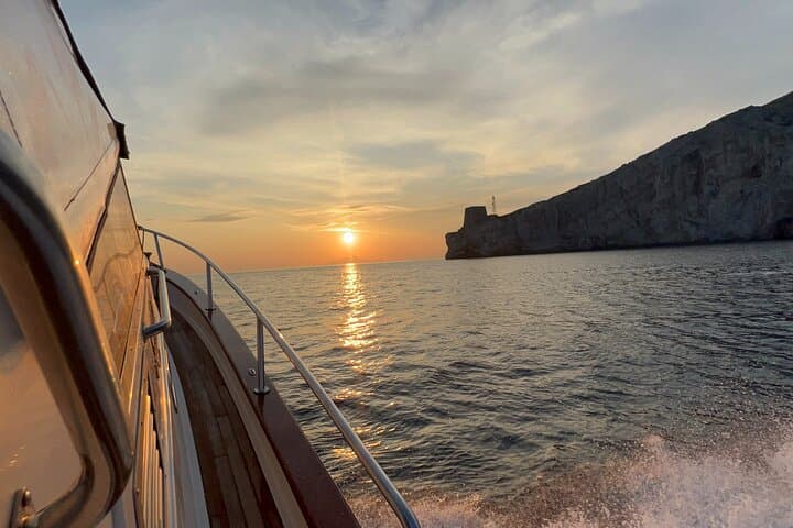 Private Sunset Experience With aperitif and music