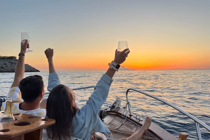 Private Sunset Experience With aperitif and music