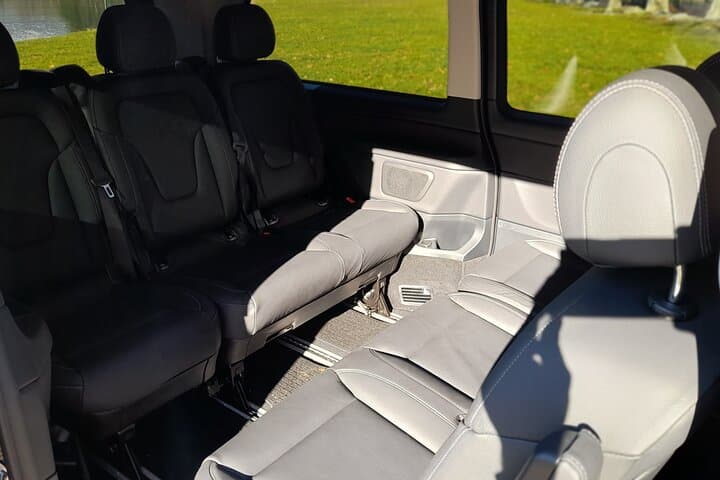 LakeComoTransportation From Milan city,Malpensa-Linate-BGAirport