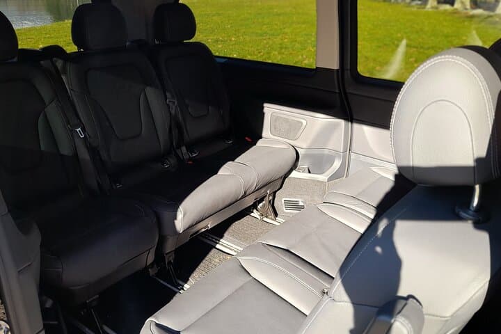 Lake Como Transportation From Varenna to Milan Malpensa Airport