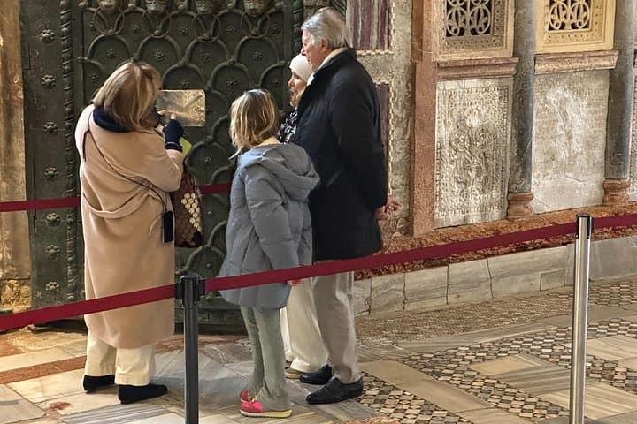 Guided Tour for Kids and Families