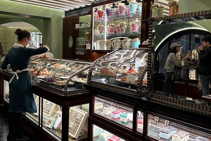 Milan Coffee & History Crawl with a Licensed Tour Guide