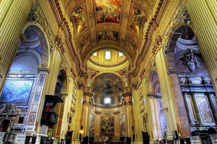 St. Peter's Basilica and Papal Grottoes Guided Tour