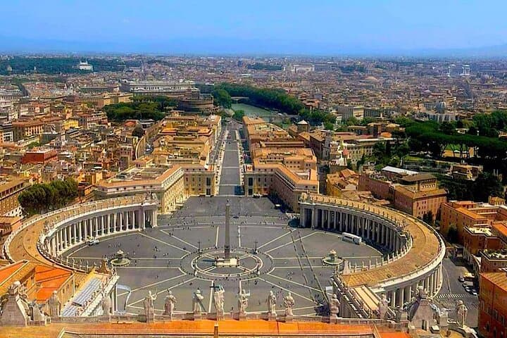 St. Peter's Basilica and Papal Grottoes Guided Tour