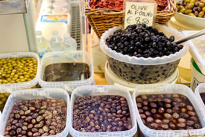 Florence Street Food Tour and sightseeing with Central Market