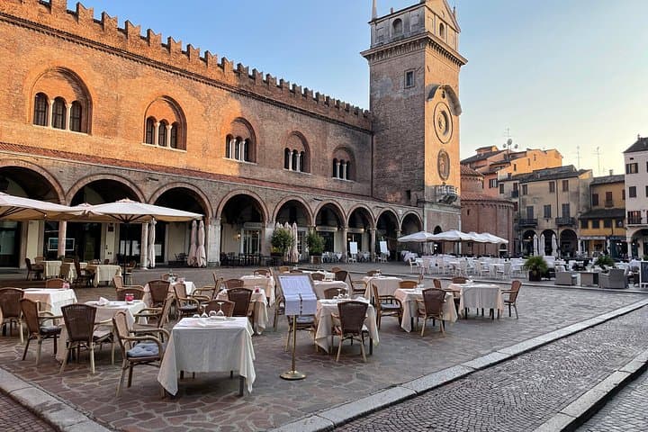 Private tour From Verona: Mantua, Valeggio sul Mincio & Sirmione