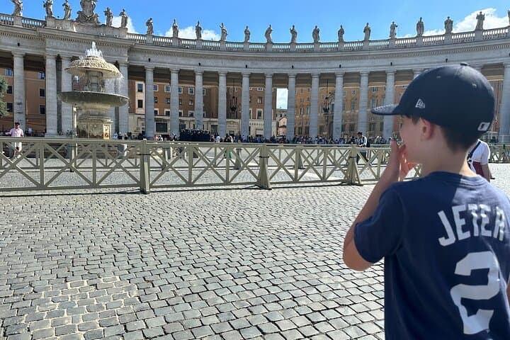 Vatican Treasure Hunt with Guided Tour for Families with Kids