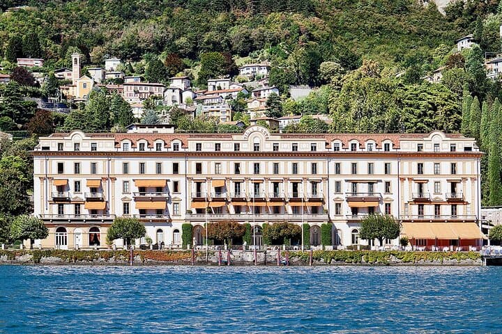 One Hour Boat Tour Departure Como with Private Captain