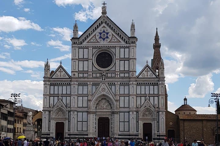 Private Transfer Lucca to Florence