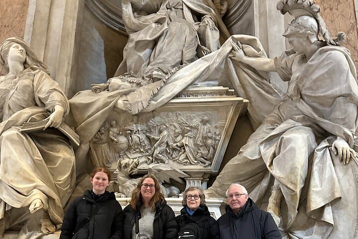 Quick Access Private Guided Vatican & Sistine Chapel Evening Tour