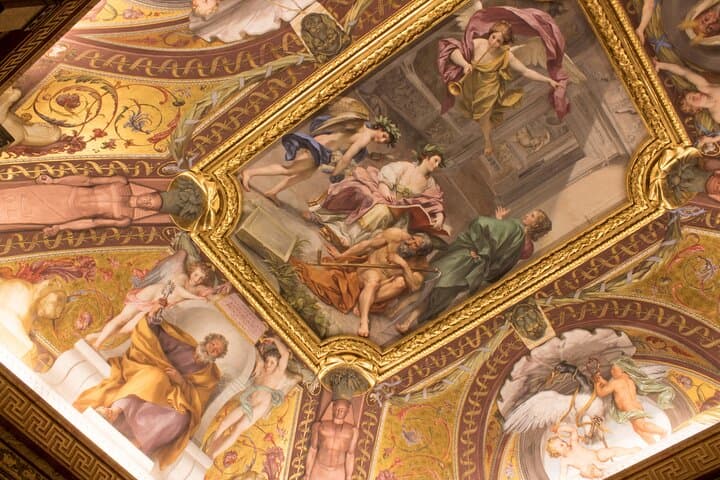 Quick Access Private Guided Vatican & Sistine Chapel Evening Tour
