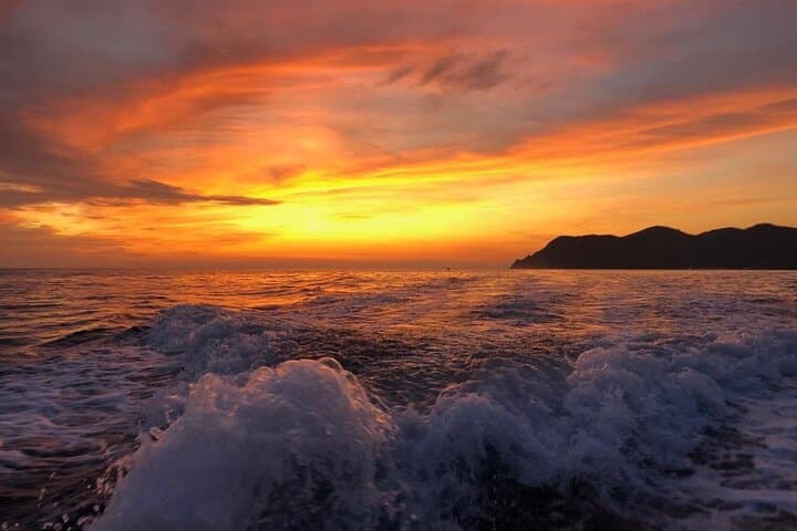 2 Hr Shared Cinque Terre Sunset Cruise with Swim Stop {wine inc!}