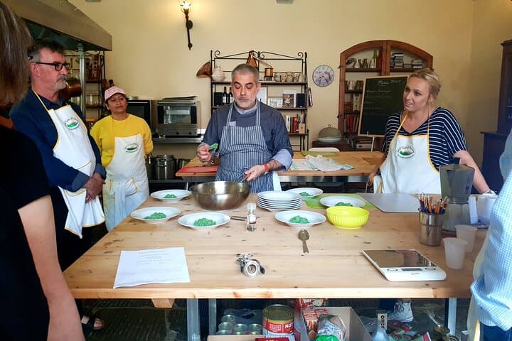 7 Day intense weekly cooking course from Florence