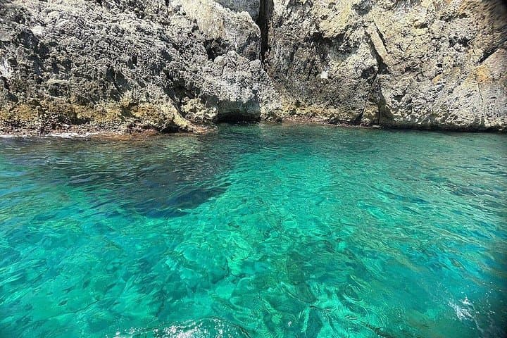 3 Hours Private Boat Tour of the Island of Ortigia with Aperitif