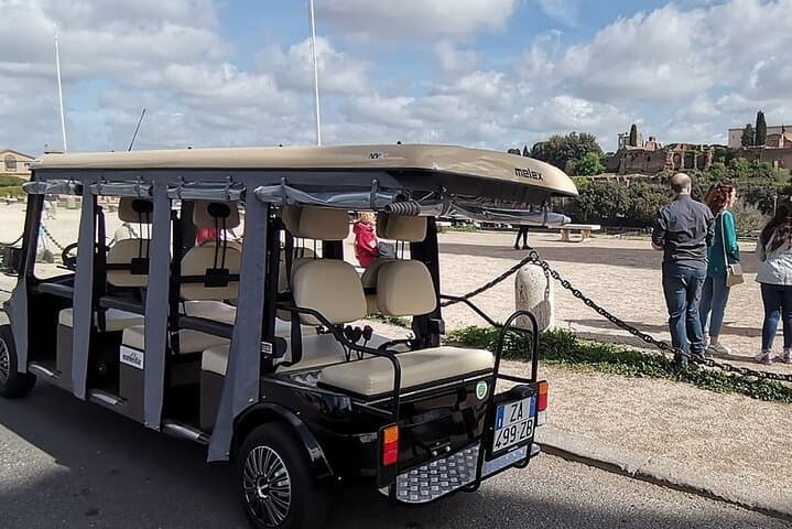 3-Hour Highlights Private Luxury Golf Cart Tour in Rome